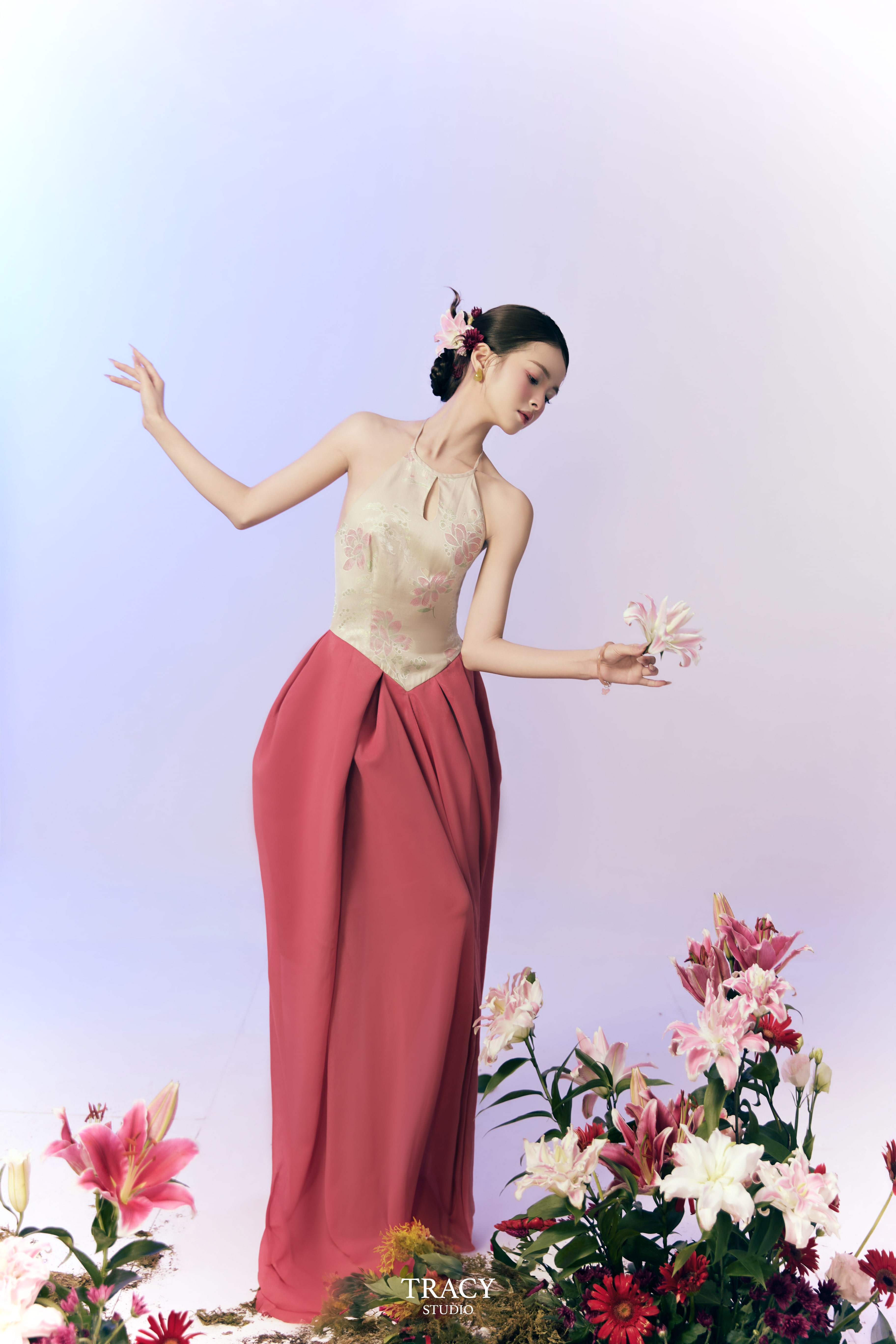 frontend/img/gallery/anh-tet-yem-ao-dai/tracy-studio-chup-anh-yem-bien (6).jpg